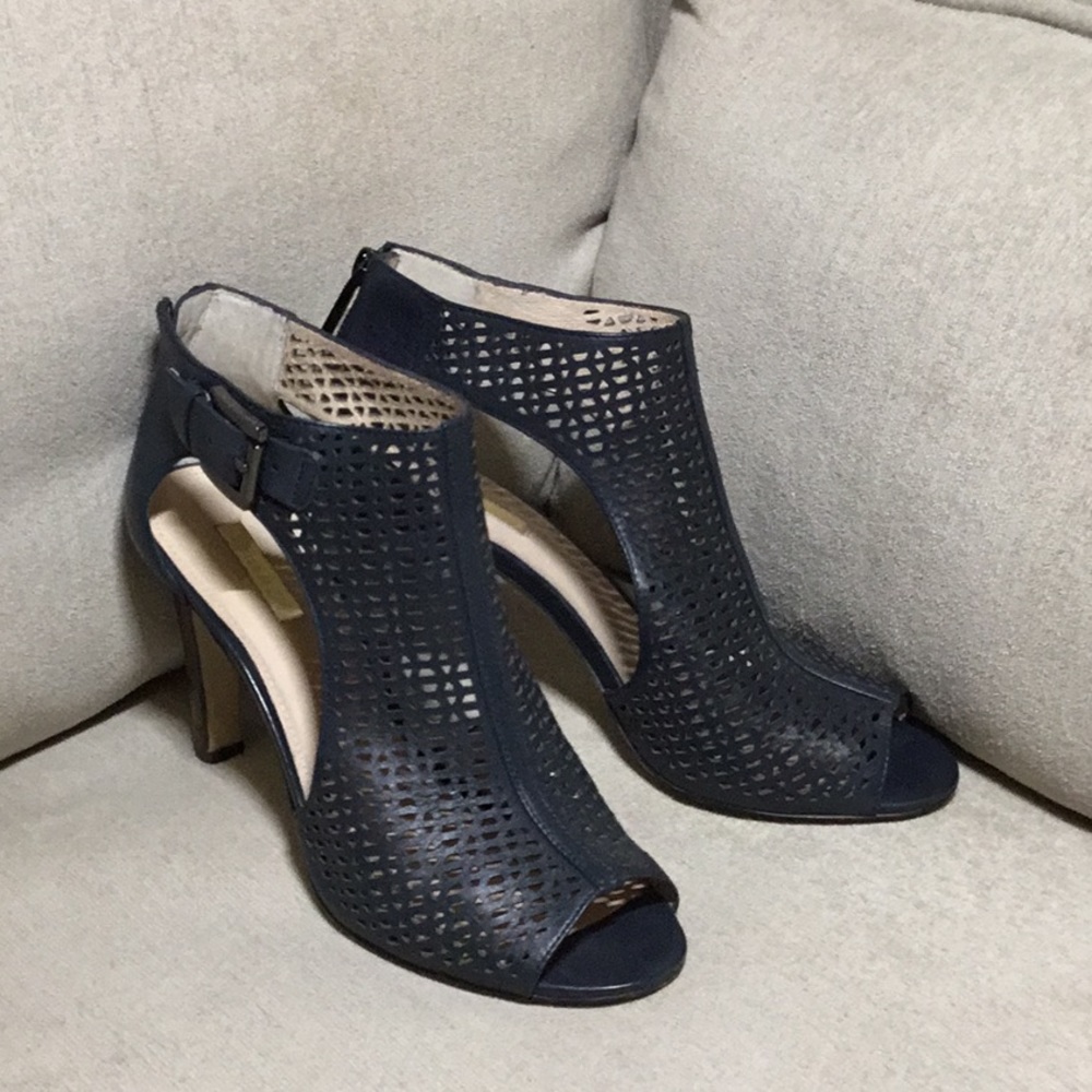Navy blue leather mesh heels